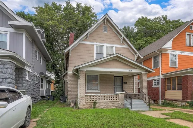 Cheap East Linwood Real Estate