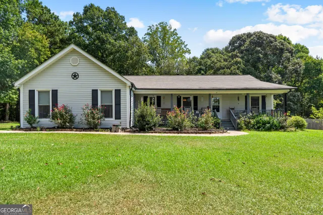 Popular Oak Manor Real Estate