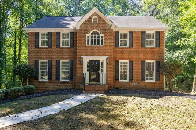 Popular LOST MOUNTAIN TRACE Real Estate