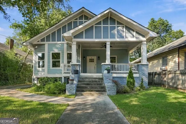 Expensive WEST END PARK Real Estate