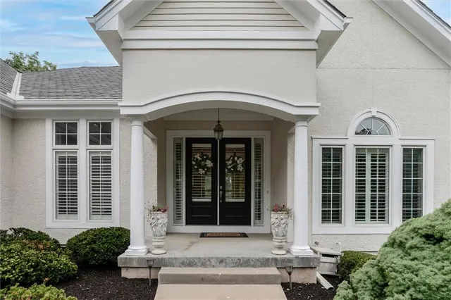 Popular Highlands Creek Real Estate