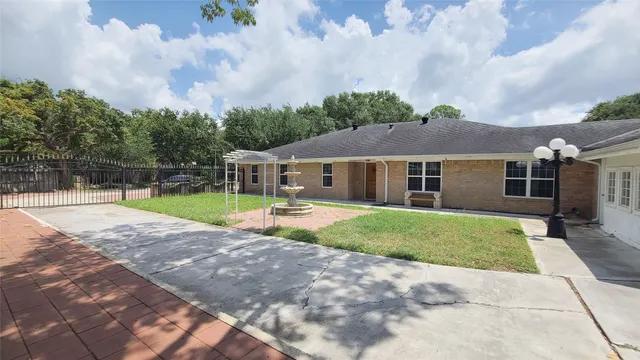 Popular Ashford Forest Sec 03 Real Estate