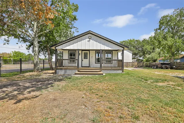 Popular Highlands Townsite Real Estate