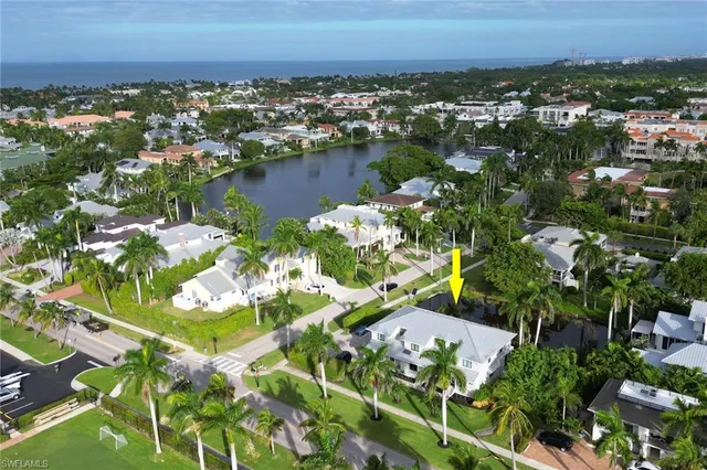 Cheap NA06 - Olde Naples Area Golf Dr to 14th Ave S Real Estate