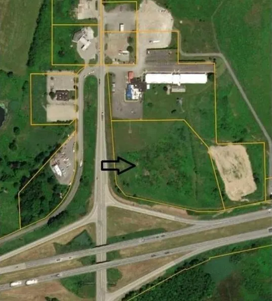 835 Perry Hwy, Mercer, PA 16137