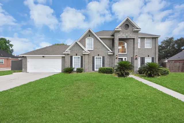 Expensive Estates Highland Creek Real Estate
