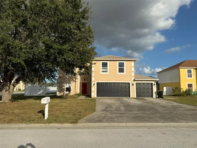 Popular SUNRIDGE VILLAGE EAST Real Estate