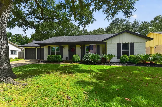 Popular Fairmont Park Sec 02 Real Estate