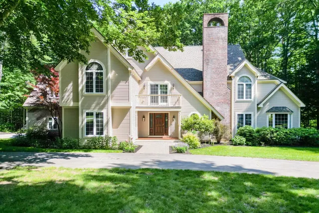 Popular Village at Kearsarge Real Estate