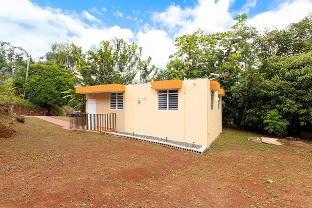 Popular BO MONTOSO Real Estate