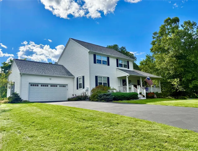 Popular Deerfield Ponds Real Estate