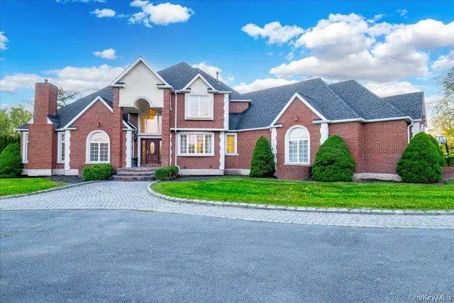 Popular Windsor Estates Real Estate
