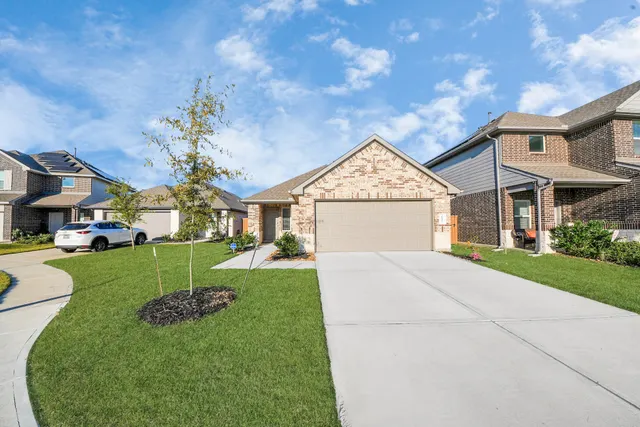 Popular Cypress Green Sec 1 Real Estate