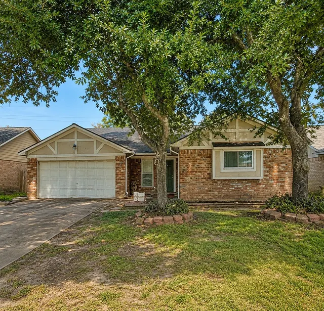 Popular Clayton Sec 02 Real Estate