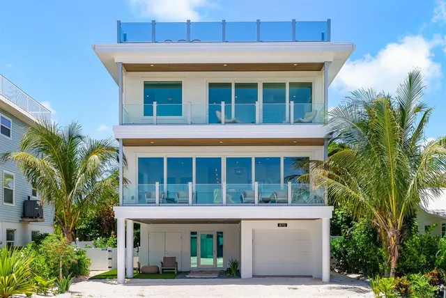 Expensive SHORE ACRES RESUBDIVIDED Real Estate