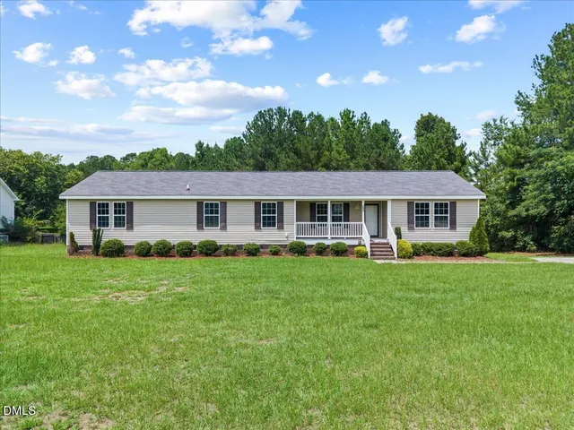 Popular North Weaver Place Real Estate