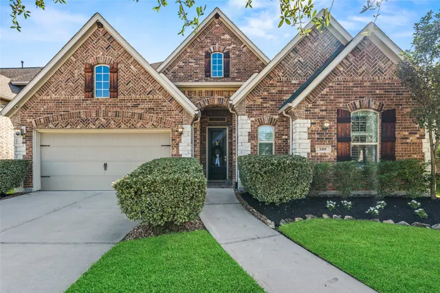 Expensive Royal Brook Real Estate