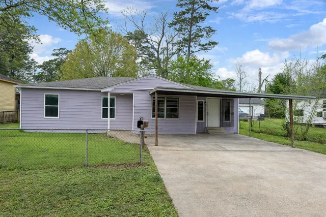 Cheap HENRY PLACE Real Estate