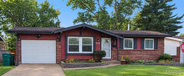 Popular Hathaway Manor 12 Real Estate