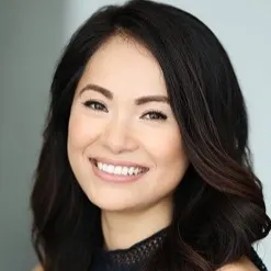 Stephanie Dinh-Walsh Photo