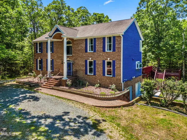 Popular Orange Grove Real Estate