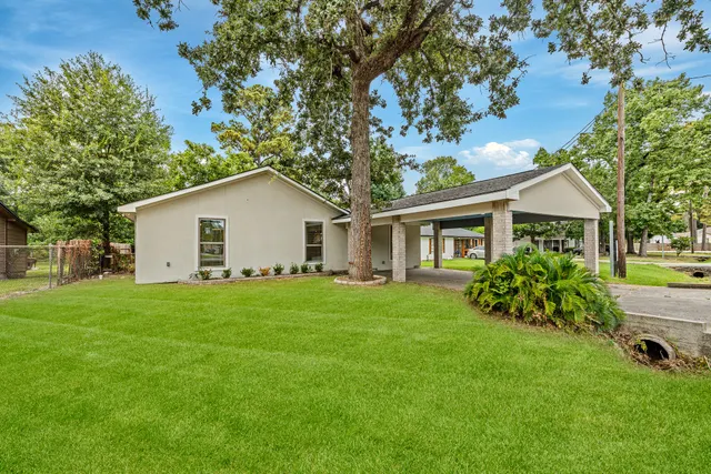 Popular Fontaine Place Sec 03 Real Estate