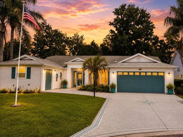 Expensive PLANTATION AT LEESBURG RIVERWALK VILLAGE Real Estate