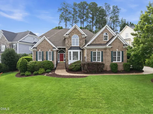Popular Cameron Pond Real Estate