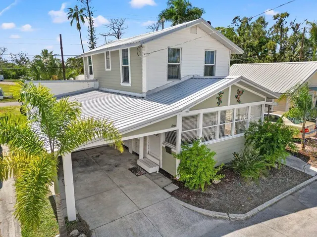 Popular BRADEN CASTLE PARK Real Estate