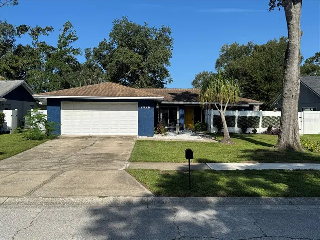 Popular WINDEMERE UNIT V Real Estate