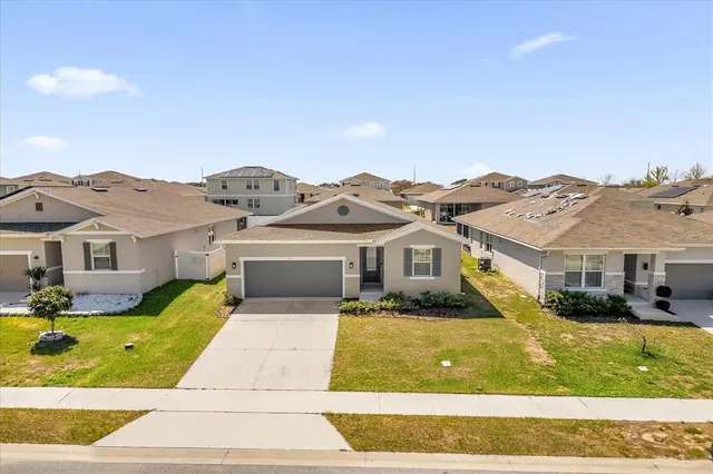 Expensive LAKE SMART POINTE Real Estate