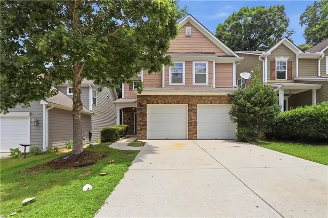 Popular CREEKWOOD PLACE Real Estate