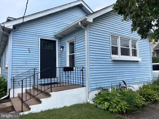 Cheap Golden Crest Real Estate