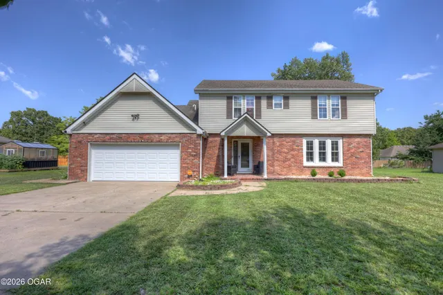 Popular East Wood Real Estate