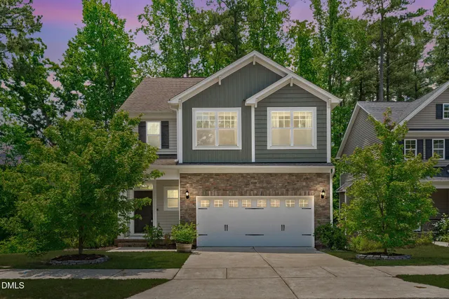 Cheap Rustica Oaks Real Estate