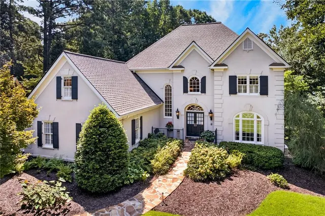 Popular Saddlebrook Farms Real Estate