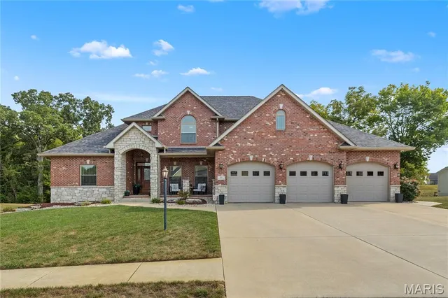 Popular Bethalto Real Estate