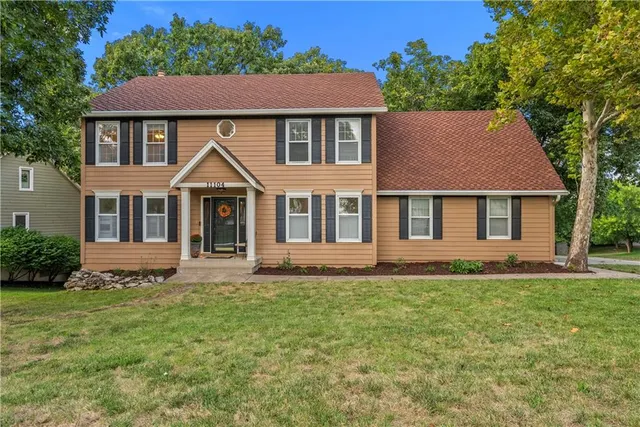 Popular Forest Oaks Real Estate