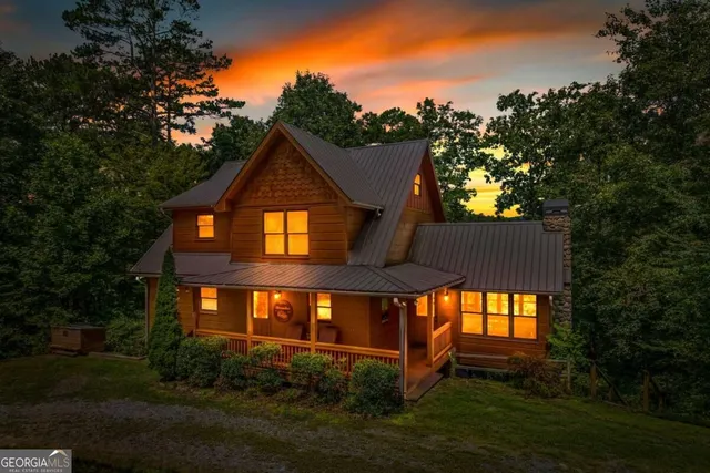 Popular River Escape Real Estate