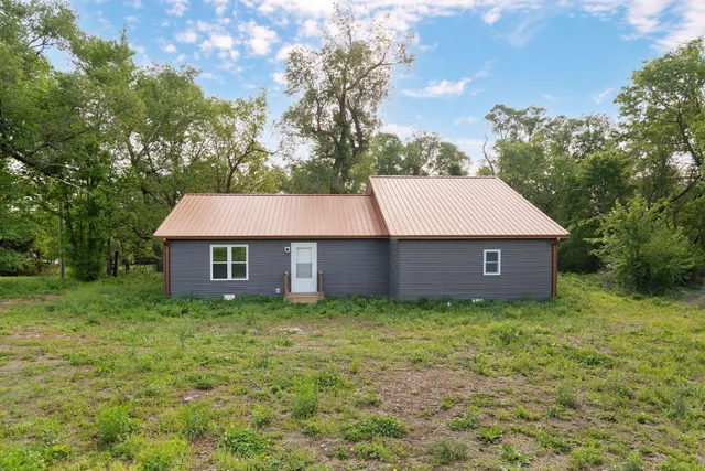 Popular South Greenfield Real Estate
