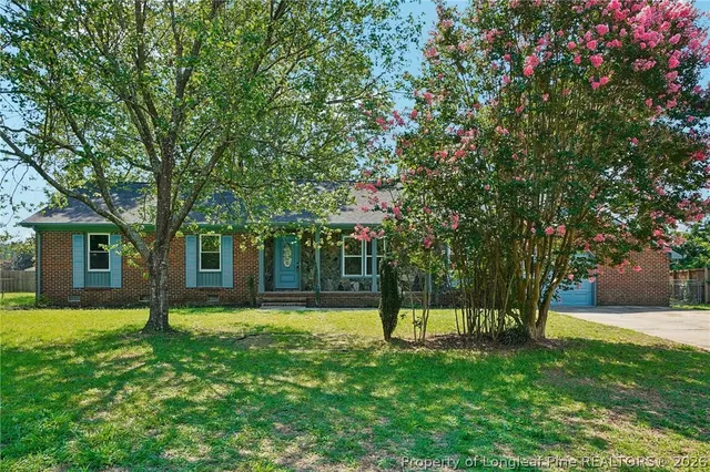 Popular ARRAN LAKES WES Real Estate