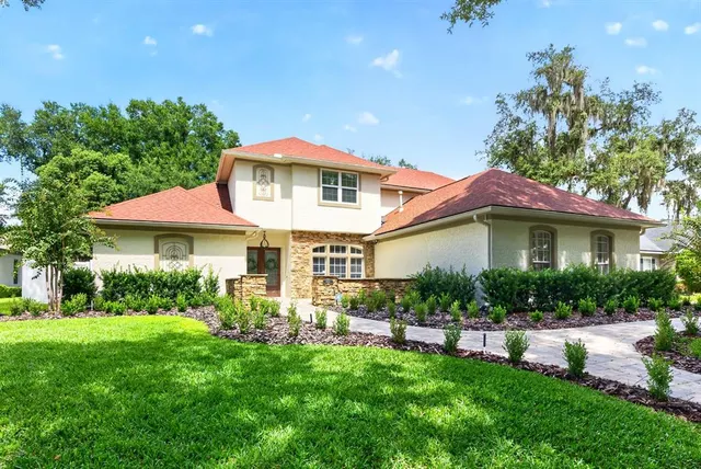 Popular STONEHURST Real Estate