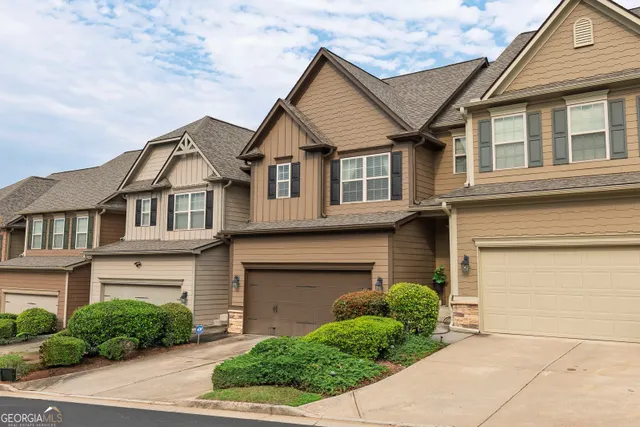 Popular Cobblestone Creek Real Estate