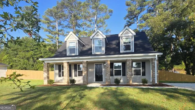 Popular Charlotte's Place Real Estate