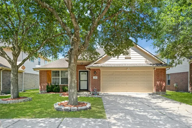 Cheap Bay Colony Pointe West Sec 1 Real Estate