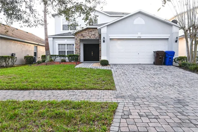 Popular CUMBRIAM LAKES DR Real Estate