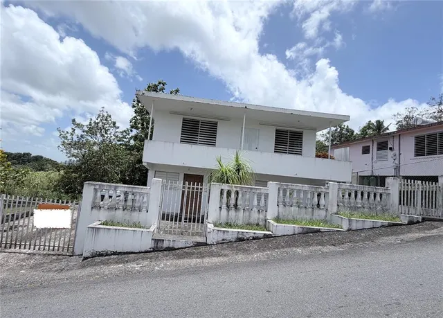 Cheap San Lorenzo Real Estate