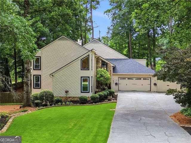 Expensive Rivermont Real Estate