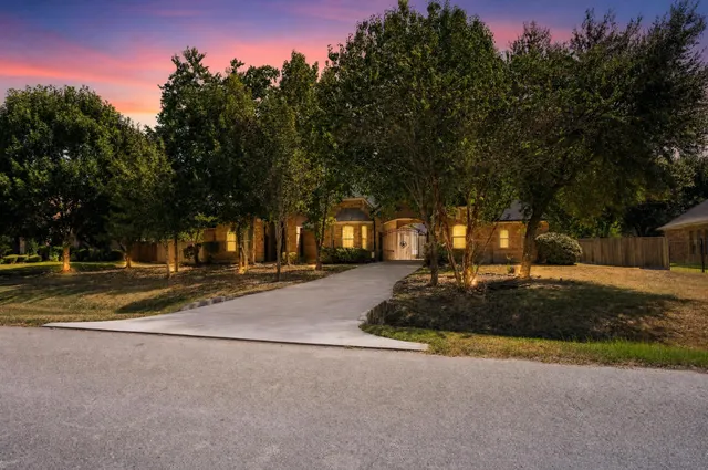 Popular Crighton Woods 01 Real Estate