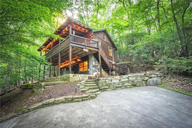 Popular Walnut Mountain Real Estate
